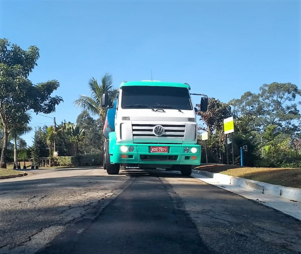 Caminhão Pipa em Barueri SP