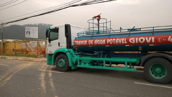 Caminhão Pipa em Barueri SP