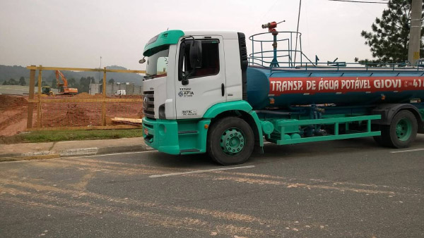 Caminhão Pipa em Barueri SP